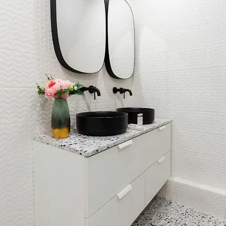 Cosy - Parc Des Expositions Tour Eiffel 2 *